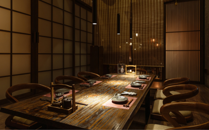 Nhà hàng Nhật có phòng riêng sang trọng